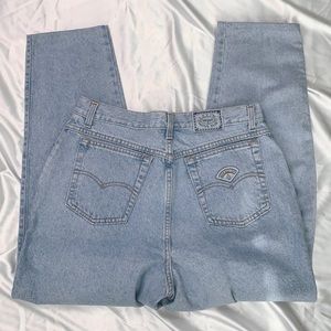 𓆉 Vintage Native Blue Levis Jeans 𓆉